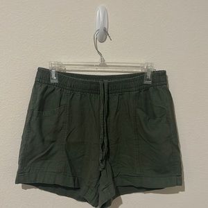 Old navy khaki linen shorts